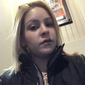 Meet your Posher, Keila